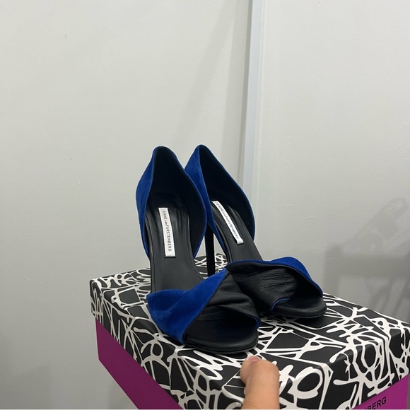 Diane Von Furstenberg Royal Blue Suede Heels - Picture 1 of 6